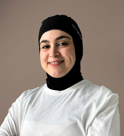 Şeyma Köle Dentist