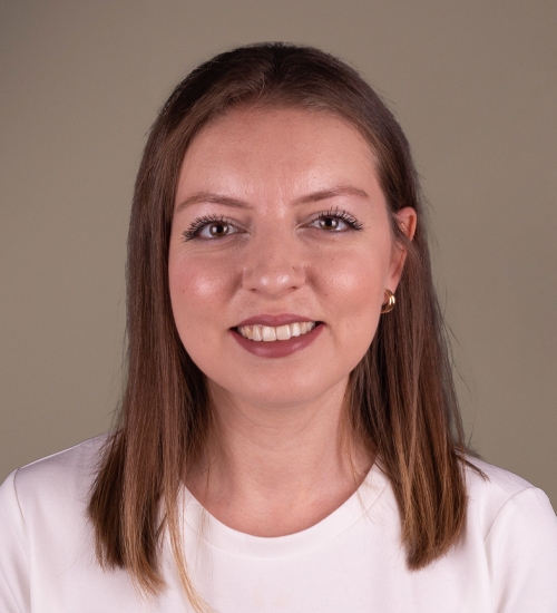 Narin Özay Güngör Pedodontist