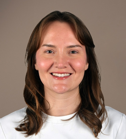 Nisa Nur Şahin Дантист