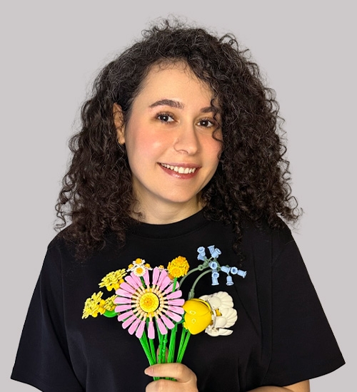 İpek Bal Дантист